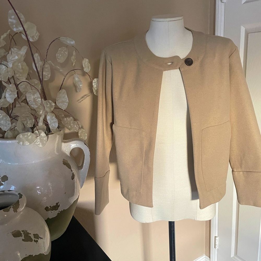 Banana Republic light tan brushed jacket